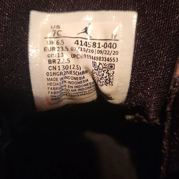 Kids Jordan Retro 13 - Picture 5 of 8